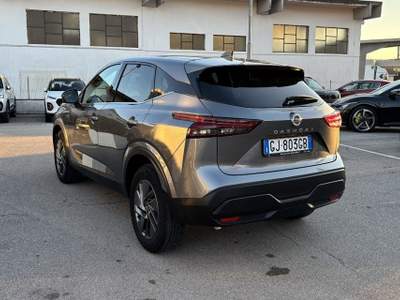 Nissan Qashqai MHEV 140 CV Business Grigio usata Fondi