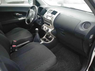Toyota Urban Cruiser 1.4 D-4D AWD Bianco usata Gombito