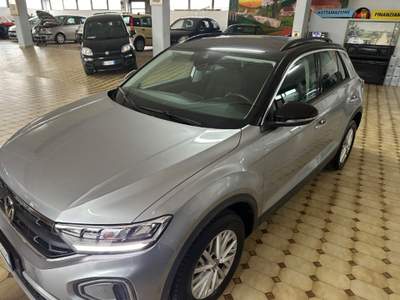 Volkswagen T-Roc 1.0 TSI Life Plus Grigio usata Soave