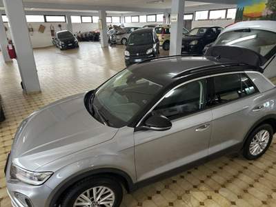 Volkswagen T-Roc 1.0 TSI Life Plus Grigio usata Soave