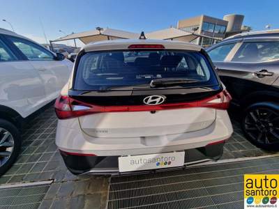 Hyundai i20 1.0 T-GDI 48V iMT Connectline Bianco usata Salerno