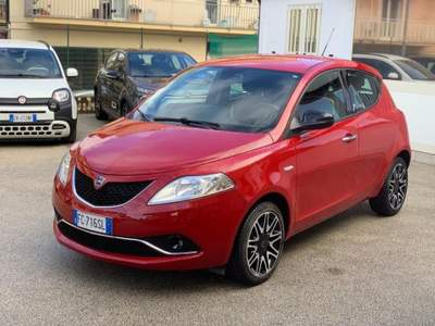 Lancia Ypsilon 1.3 MJT 16V 95 CV 5 porte S&S Gold Marrone usata Alcamo