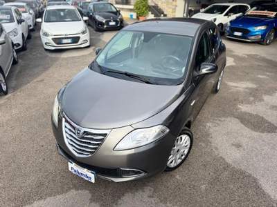 Lancia Ypsilon 1.2 69 CV 5 porte GPL Ecochic Gold Grigio usata Qualiano