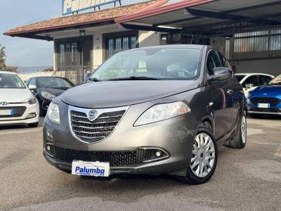 Lancia Ypsilon 1.2 69 CV 5 porte GPL Ecochic Gold Grigio usata Qualiano