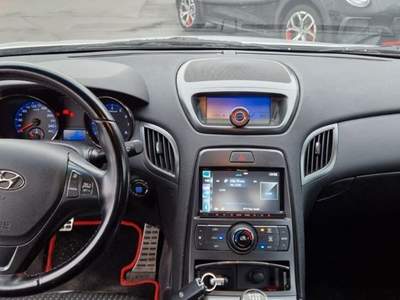 Hyundai Genesis 2.0 Coupè Argento usata Castelnuovo Rangone