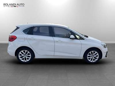 BMW Serie 2 220d d Active Tourer Advantage auto Bianco usata Casale Monferrato