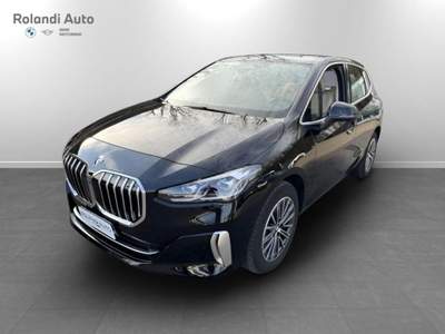 BMW Serie 2 220d d Active Tourer Luxury auto Nero usata Casale Monferrato