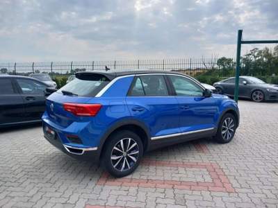 Volkswagen T-Roc 1.0 tsi Style 115cv ADATTA X NEOPATENTATI Blu/Azzurro usata Abbiategrasso