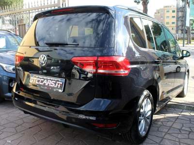 Volkswagen Touran 1.6TDI 115Cv AUT 7P. Nav PDC IVA DEDUCIBILE Nero usata Roma