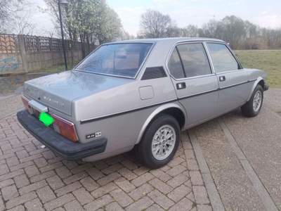 Alfa Romeo Giulia ALFETTA 2000 LI AMERICA Argento usata MILANO