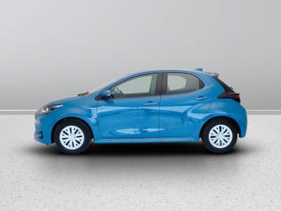 Toyota Yaris IV 2020 -  1.5h Active Blu/Azzurro usata Mosciano Sant'Angelo