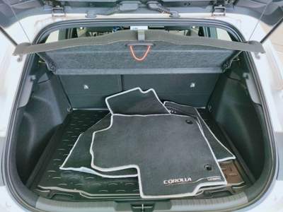 Toyota Corolla 1.8 Hatchback Active MY23 Bianco usata Mosciano Sant'Angelo