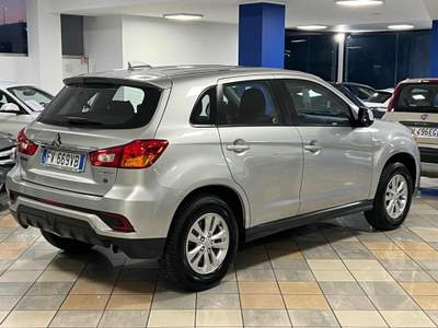 Mitsubishi ASX 1.6 2WD Instyle Navi Argento usata Stradella