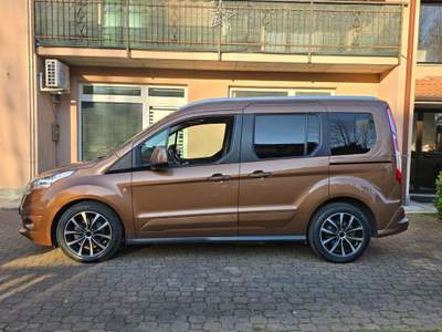 Ford Tourneo Connect 1.6 TDCi 115 CV Titanium GancioTraino Neopatentati Marrone usata Cava Manara