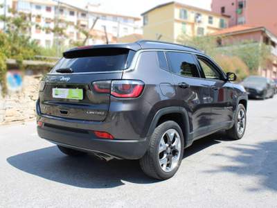 Jeep Compass 2.0 Multijet II 170 CV aut. 4WD Limited Grigio usata Sanremo
