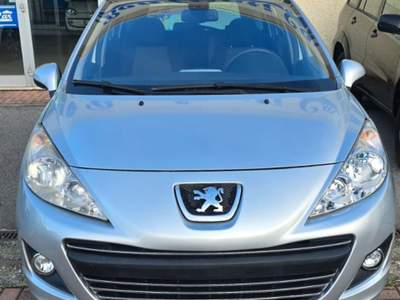Peugeot 207 sw. Grigio usata Rovato
