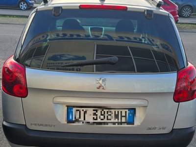 Peugeot 207 sw. Grigio usata Rovato
