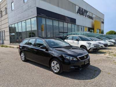 Peugeot 308 PureTech Turbo 110 S&S SW Active Nero usata Limena