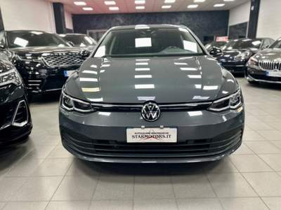 Volkswagen Golf 8 1.0 eTSI EVO DSG CarPlay Fari Led Grigio usata Cernusco sul Naviglio