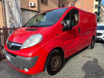 Opel Vivaro 27 2.0 CDTI 120CV PC-TN Furgone Rosso usata Collegno