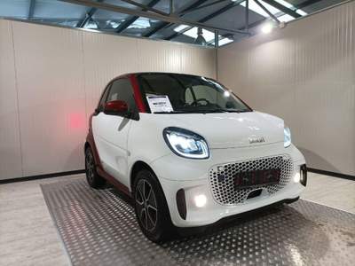 Smart ForTwo EQ Passion Bianco usata Magenta Smart ForTwo EQ Passion Bianco usata Magenta