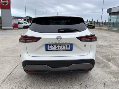 Nissan Qashqai 1.3 mhev N Connecta 2wd 140cv Bianco usata Taranto