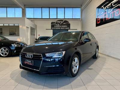 Audi A4 Avant 2.0 TDI 150CV S tronic Blu/Azzurro usata Bussero
