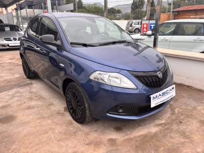 Lancia Ypsilon 1.0 FireFly 5 porte S&S Hybrid Silver Plus Blu/Azzurro usata Palermo