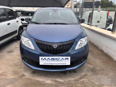 Lancia Ypsilon 1.0 FireFly 5 porte S&S Hybrid Silver Plus Blu/Azzurro usata Palermo