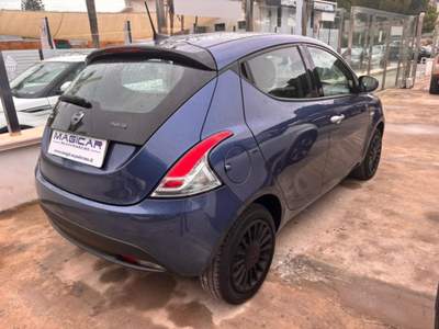Lancia Ypsilon 1.0 FireFly 5 porte S&S Hybrid Silver Plus Blu/Azzurro usata Palermo