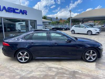 Jaguar XF 2.0 D 180 CV AWD aut. R-Sport Blu/Azzurro usata Palermo