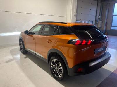 Peugeot 2008 II 2020 Diesel 1.5 bluehdi Allure s&s 110cv Arancione usata Monza