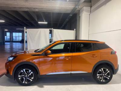Peugeot 2008 II 2020 Diesel 1.5 bluehdi Allure s&s 110cv Arancione usata Monza