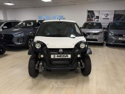Aixam Scouty e 74 KWH Bianco usata Torino