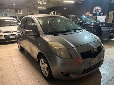 Toyota Yaris 1.0 3 porte Sol Grigio usata PALERMO