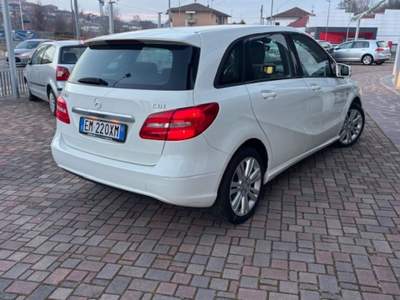 Mercedes-Benz Classe B CDI Executive Bianco usata Guarene