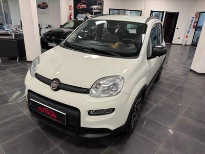 Fiat Panda 1.0 FireFly S&S Hybrid City Cross Bianco usata Iglesias
