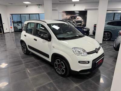 Fiat Panda 1.0 FireFly S&S Hybrid City Cross Bianco usata Iglesias