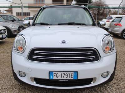 MINI Countryman Cooper 2.0 D Business Automatica Bianco usata Moriago della Battaglia
