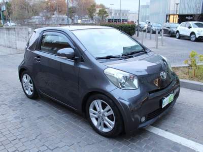 Toyota iQ 1.3 / keyless / clima automatico / garanzia Grigio usata Roma