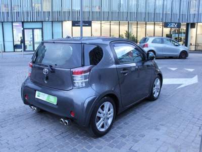 Toyota iQ 1.3 / keyless / clima automatico / garanzia Grigio usata Roma