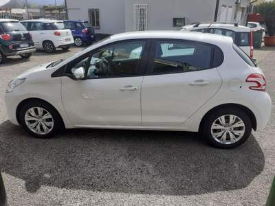 Peugeot 208  Bianco usata Pignataro Interamna