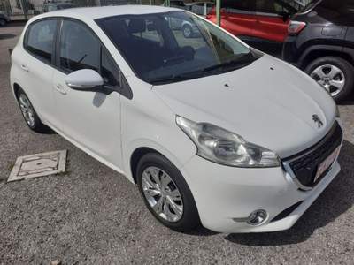 Peugeot 208  Bianco usata Pignataro Interamna