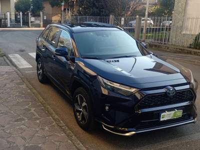 Toyota RAV4 2.5 PHEV E-CVT AWD-i More Dynamic Blu/Azzurro usata Villasanta