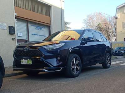 Toyota RAV4 2.5 PHEV E-CVT AWD-i More Dynamic Blu/Azzurro usata Villasanta