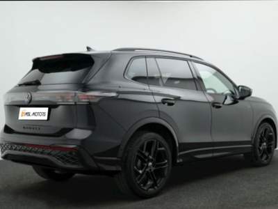 Volkswagen Tiguan 2.0 TDI 150 CV SCR DSG R-Line IQ LIGHT Nero usata Rosignano Marittimo