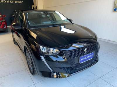 Peugeot 208 motore elettrico 136 CV 5 porte Active Pack Nero usata Concordia Sagittaria