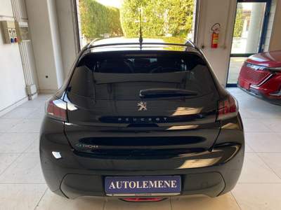 Peugeot 208 motore elettrico 136 CV 5 porte Active Pack Nero usata Concordia Sagittaria
