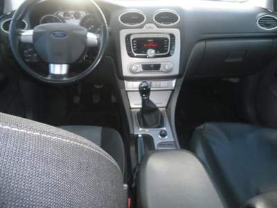 Ford Focus 1.6 TDCi 115CV SW Tit.DPF Business Bianco usata Stignano