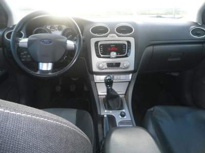 Ford Focus 1.6 TDCi 115CV SW Tit.DPF Business Bianco usata Stignano